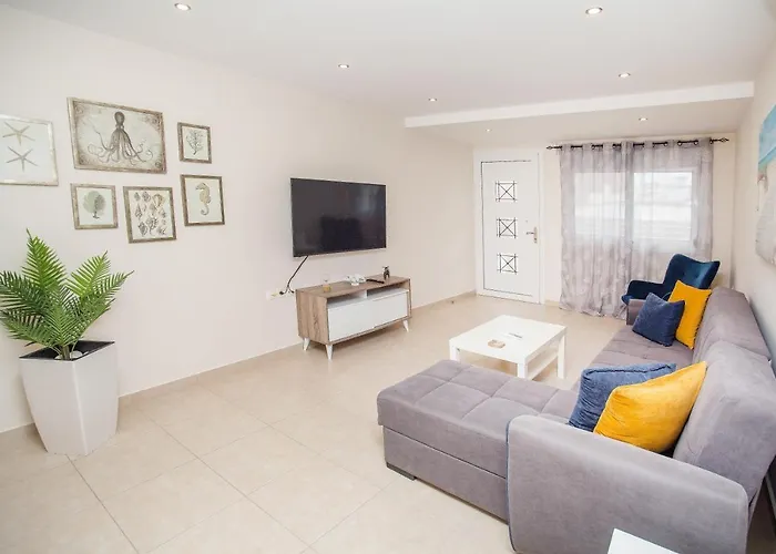 Rhodes Marine House * Rhodes City