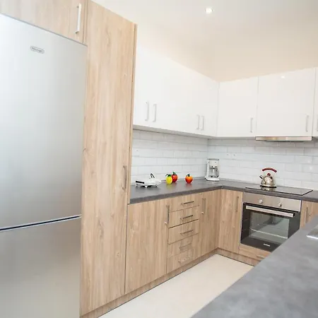 Rhodes Marine House * Rhodes City